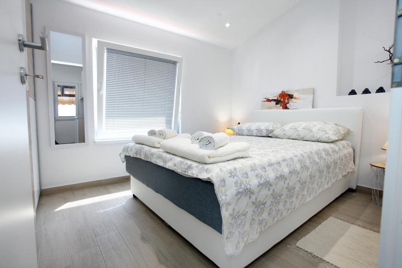 דירות בפורטורוז Not For Rent מראה חיצוני תמונה